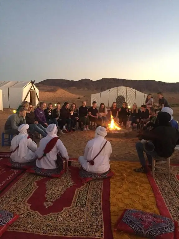 bivouac-karim-sahara-in-zagora-show