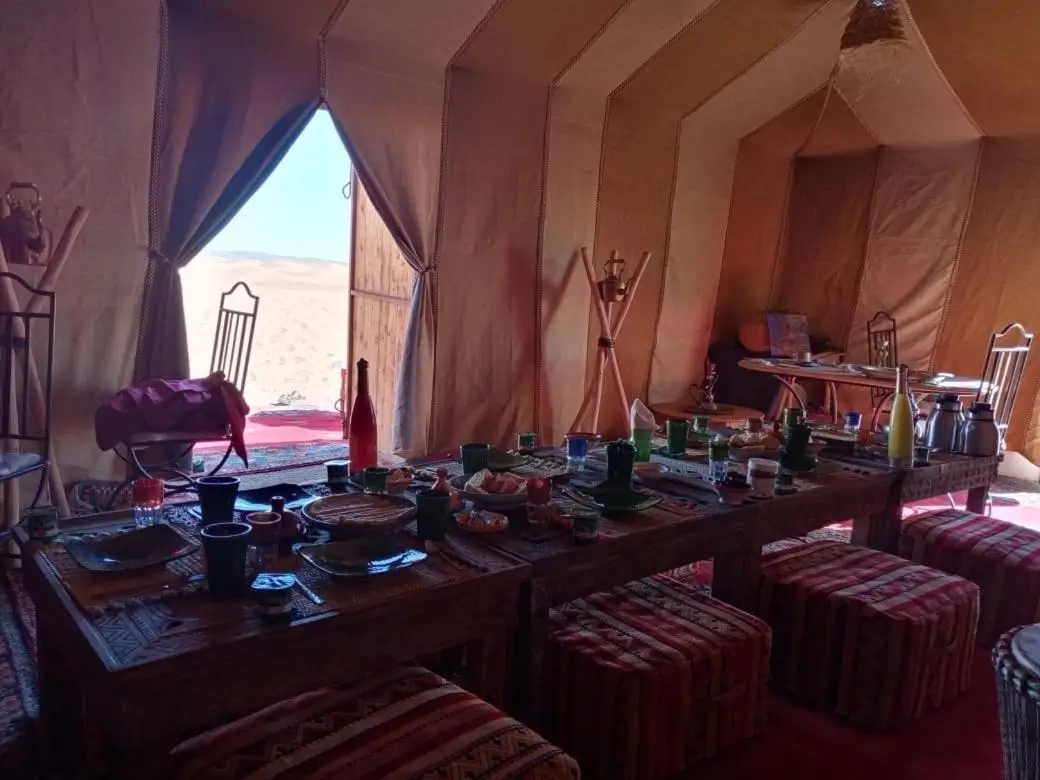 majorelle desert camp in zagora